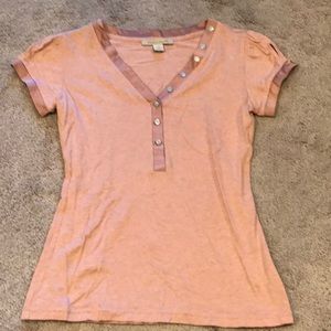 NWOT. Indigo Palms V Neck Tee. Size XS